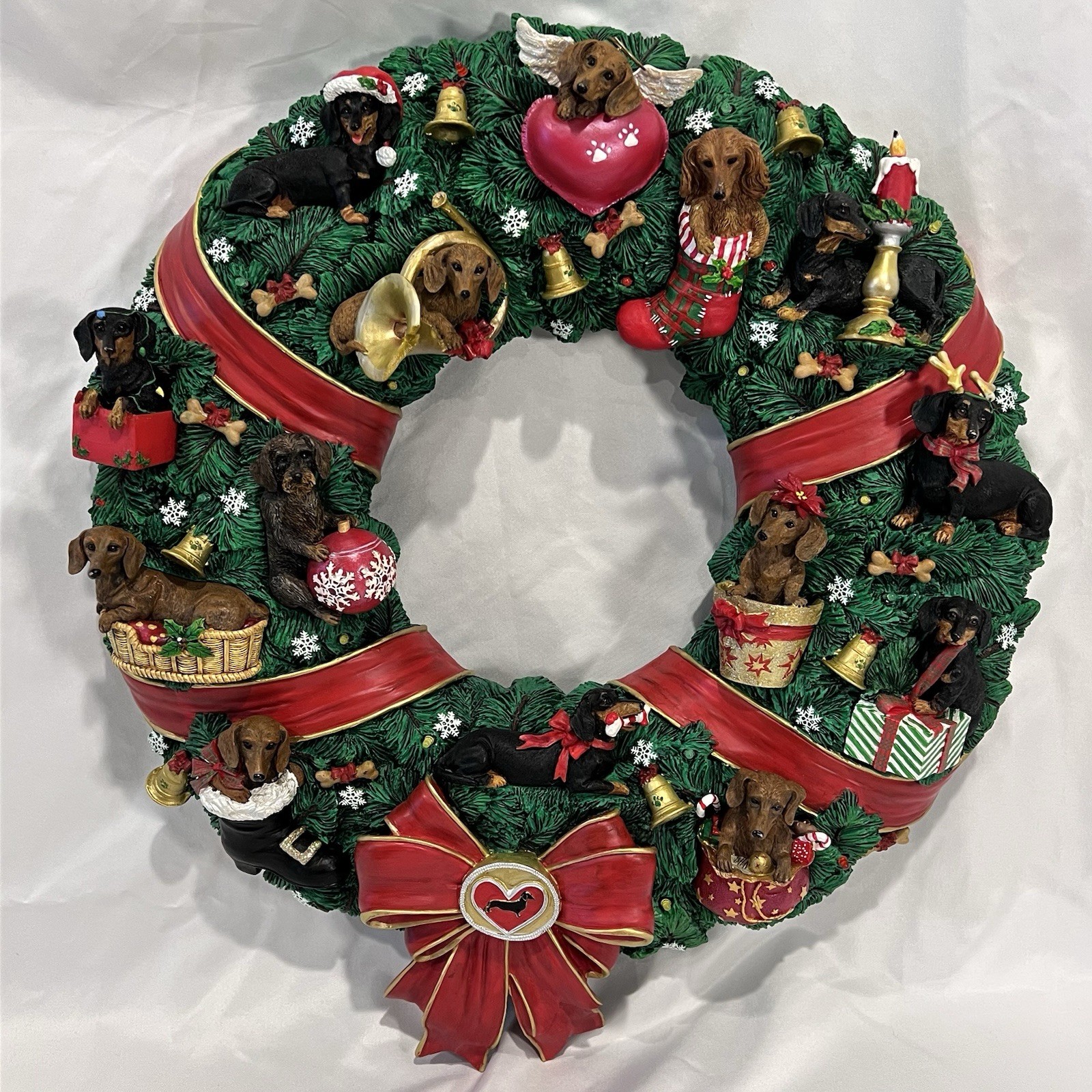 Danbury Mint Dachshund Christmas Wreath Rare Christmas Holiday Collectible