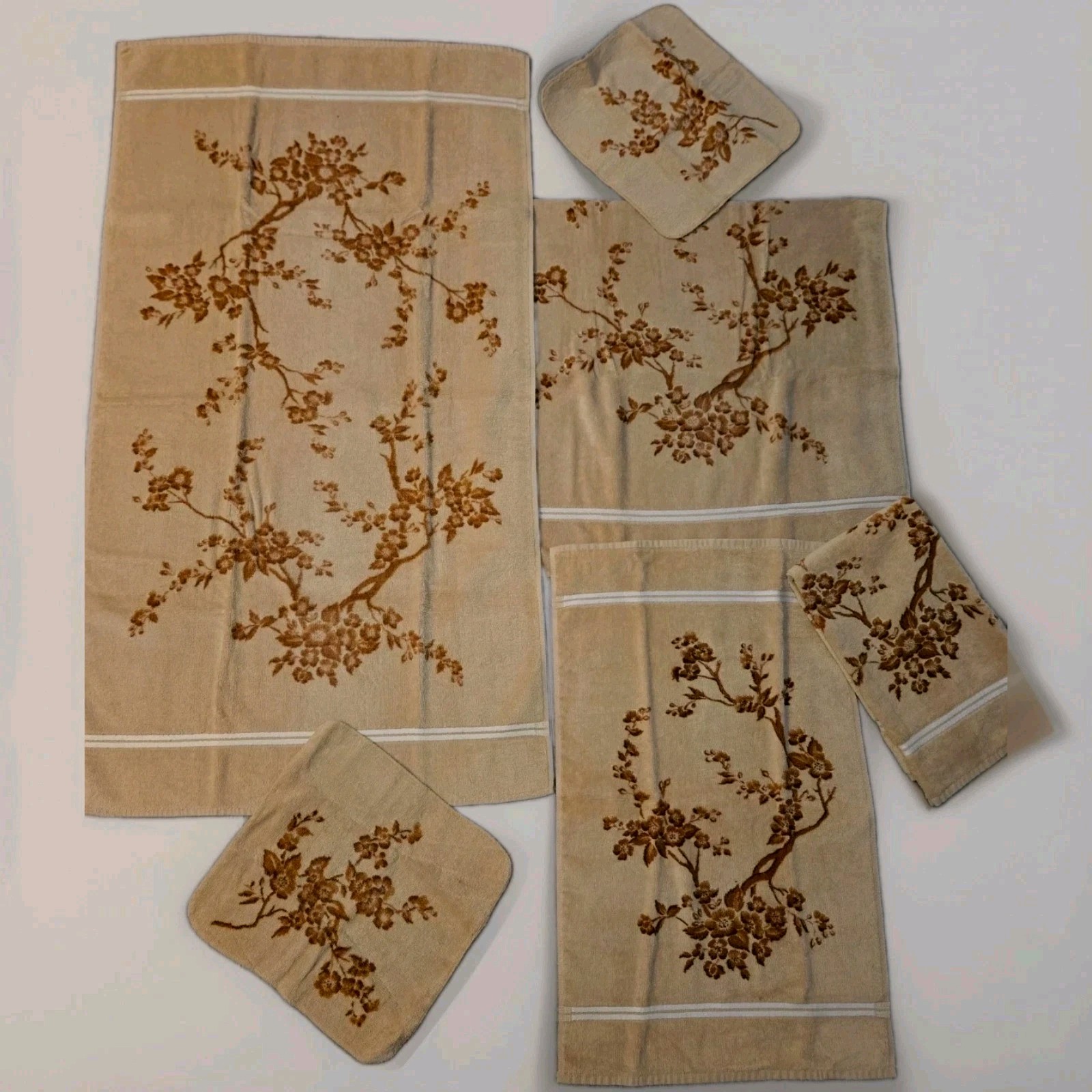 Vintage 70s Brown Floral Towel Set 6 Pc Tastemaker Bath Hand Wash Towels
