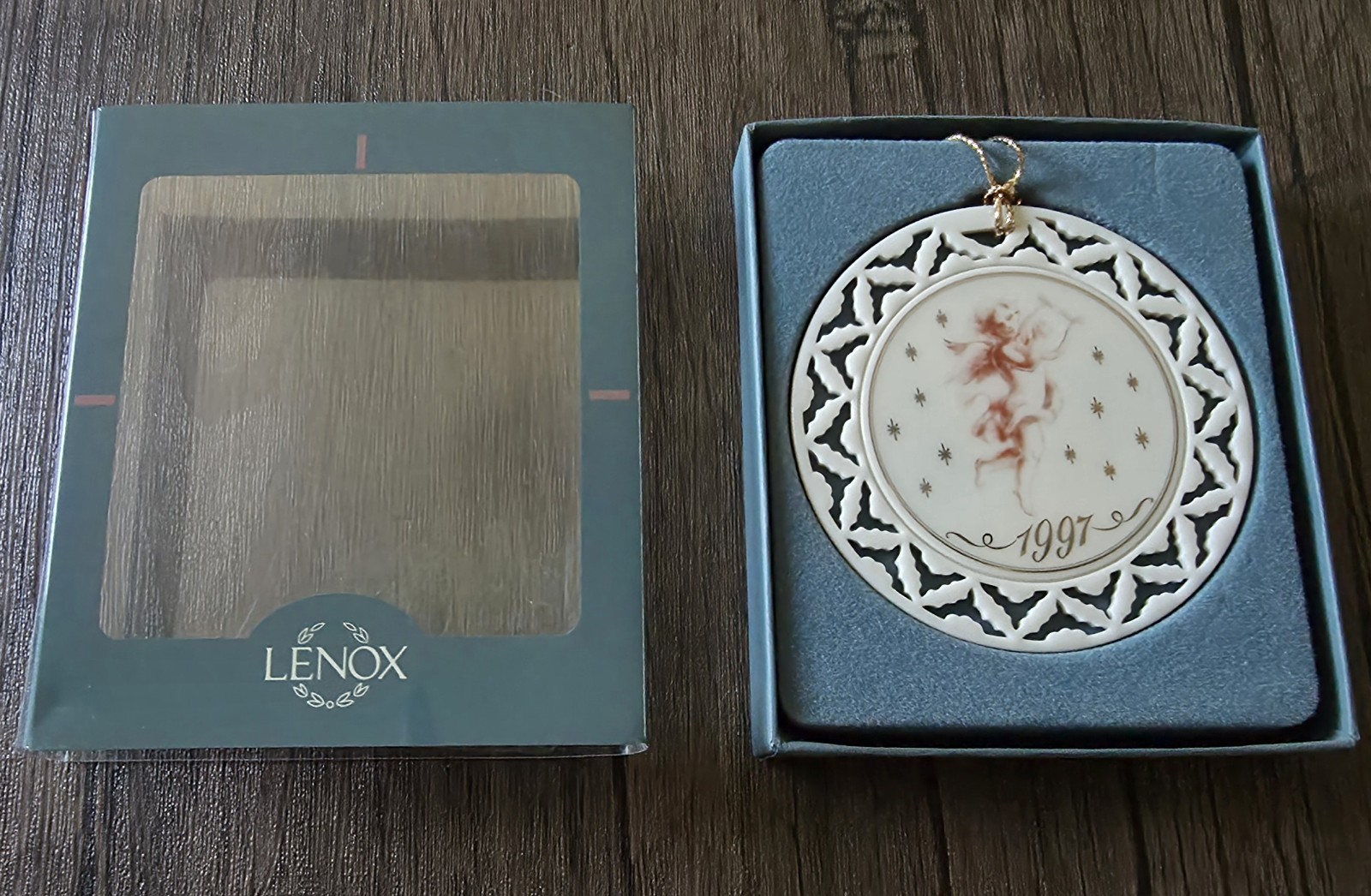 1997 Lenox Annual Cherub Angel Playing Harp Christmas Ornament In Box VERY NICE