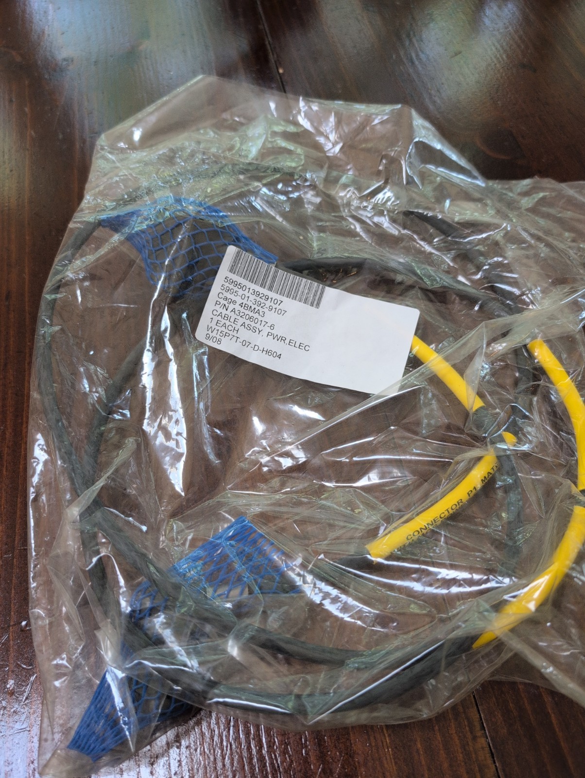 NEW VIC-3 INTERCOM POWER CABLE CX-13468 A3206017 6 Ft Long HMMWV  SINCGARS Radio