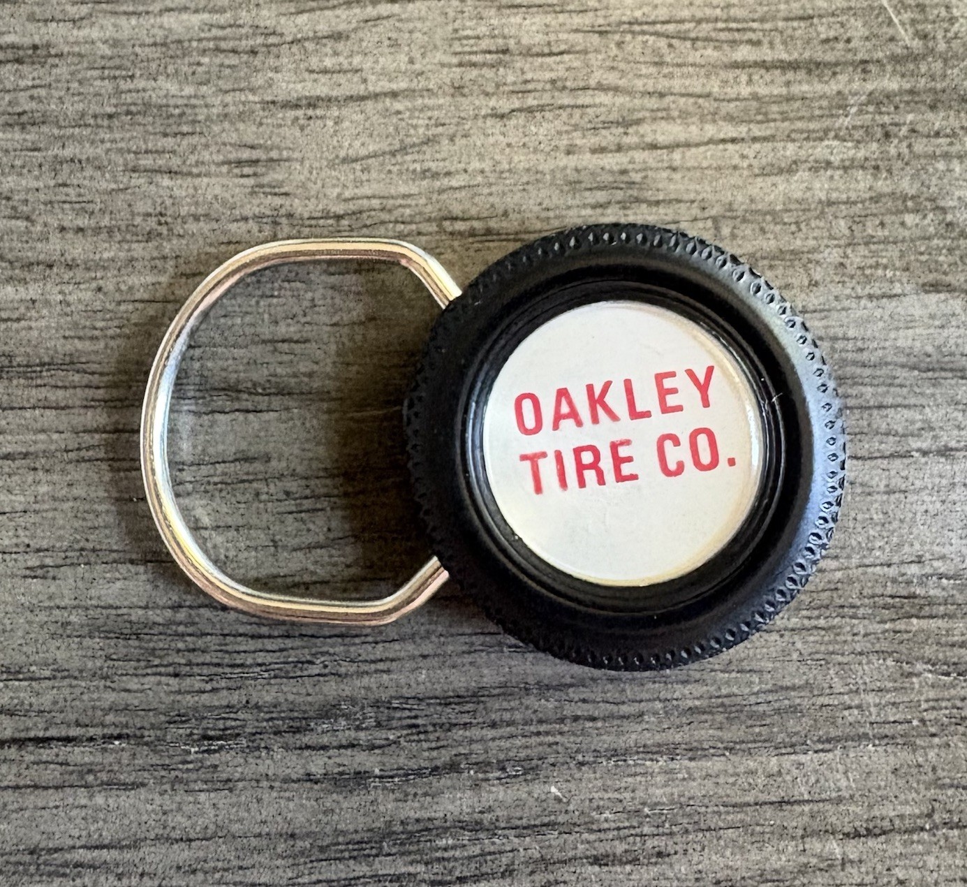 Vintage Oakley Tire Co Terrell Texas TX Promo Tire Keychain Advertising Key Fob