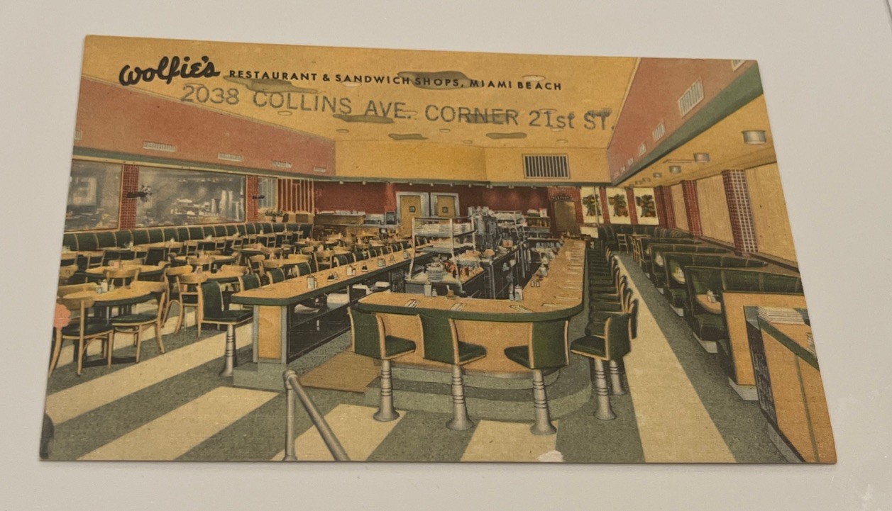 MIAMI BEACH, FLORIDA POSTCARD Wolfie\'s Restaurant & Sandwich   Art Deco 1952