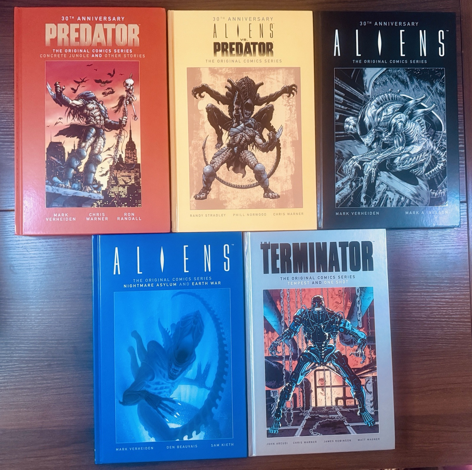 Huge Lot Of 5 Aliens, Aliens VS Predator + Terminator Original Years Hardcovers