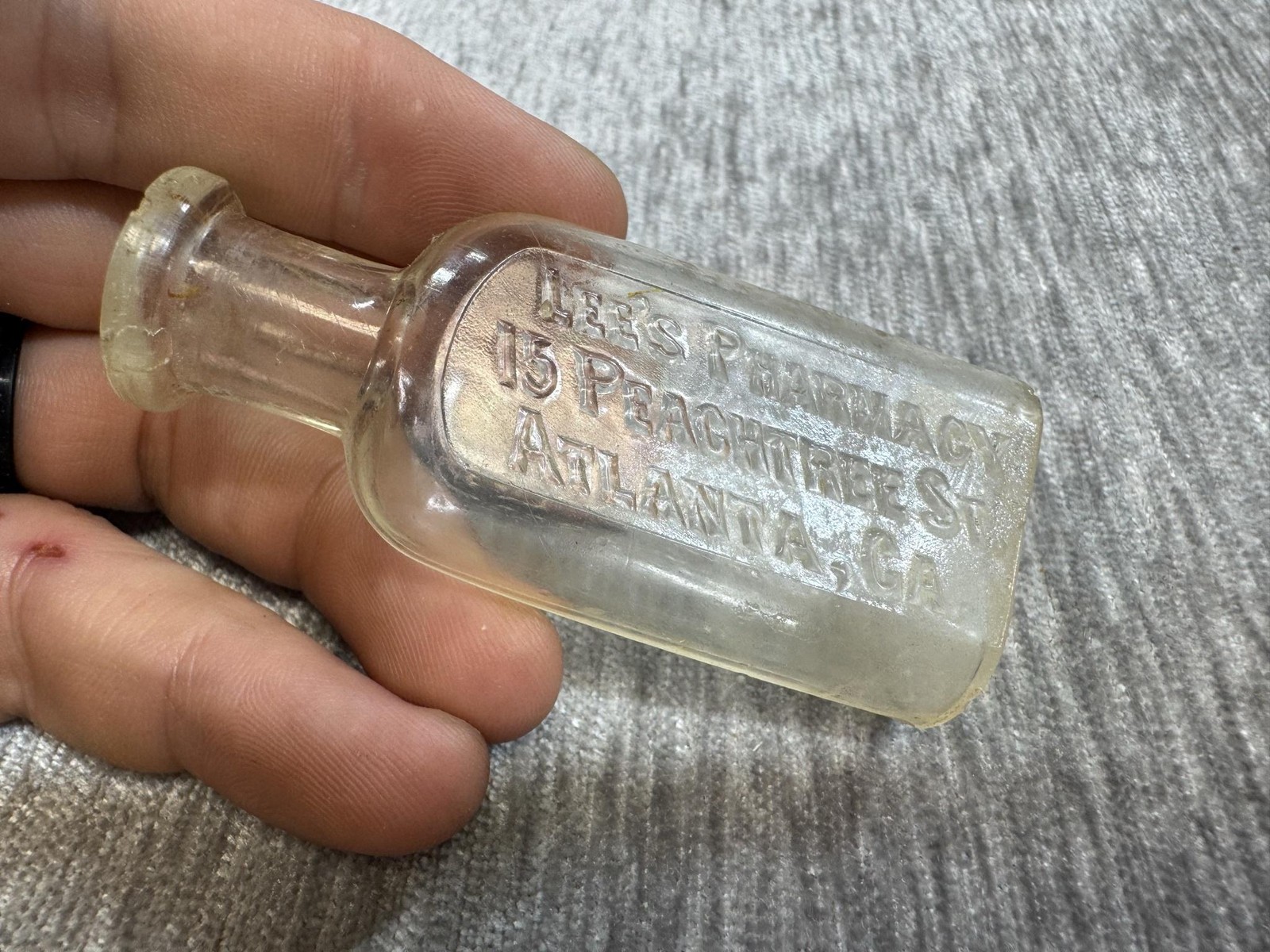 Vintage Lee's Pharmacy Medicine Bottle Clear Glass Atlanta GA USA Embossed