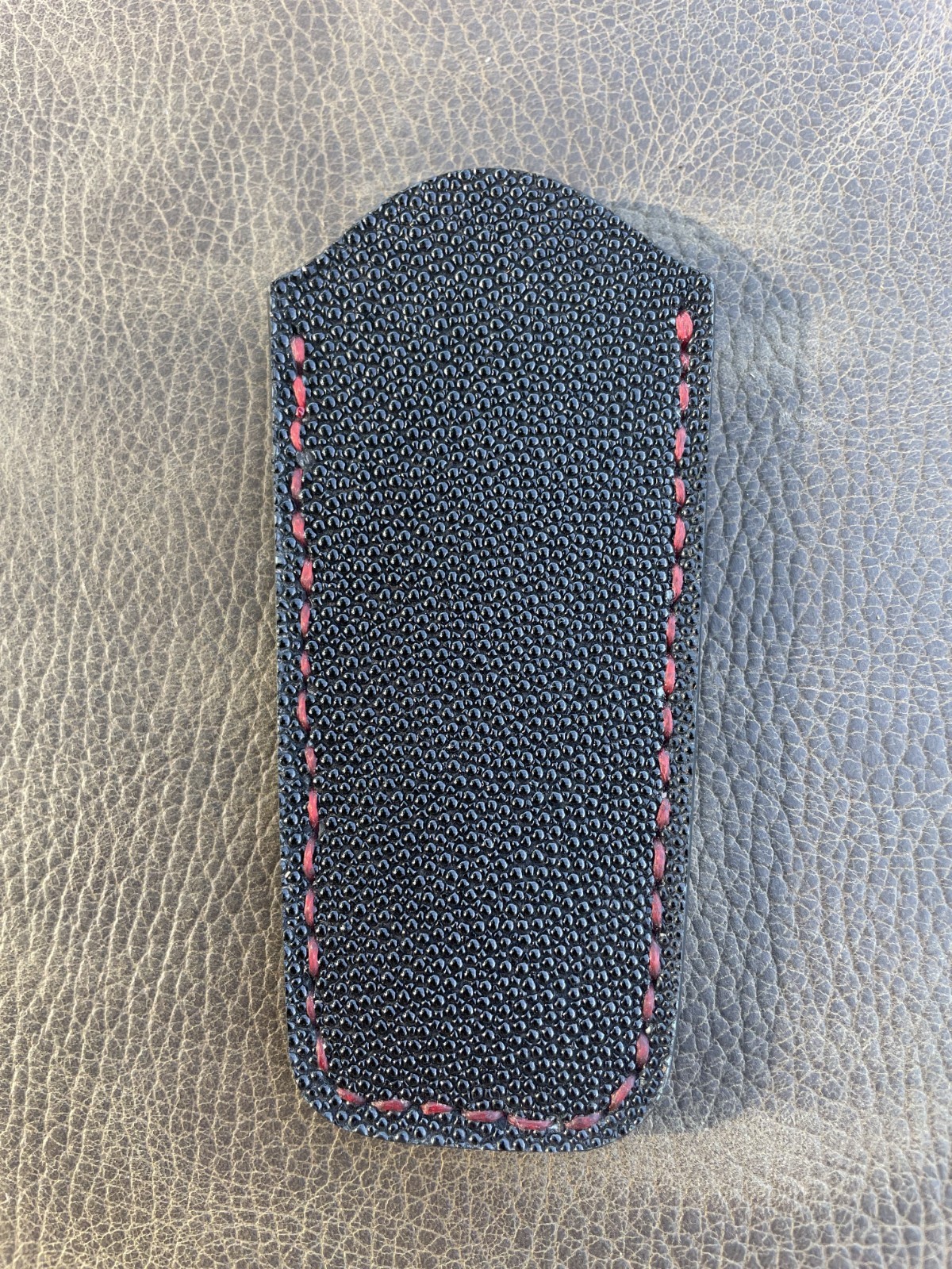 Stingray Skin Lined w: Kangaroo Knife Slip For 4