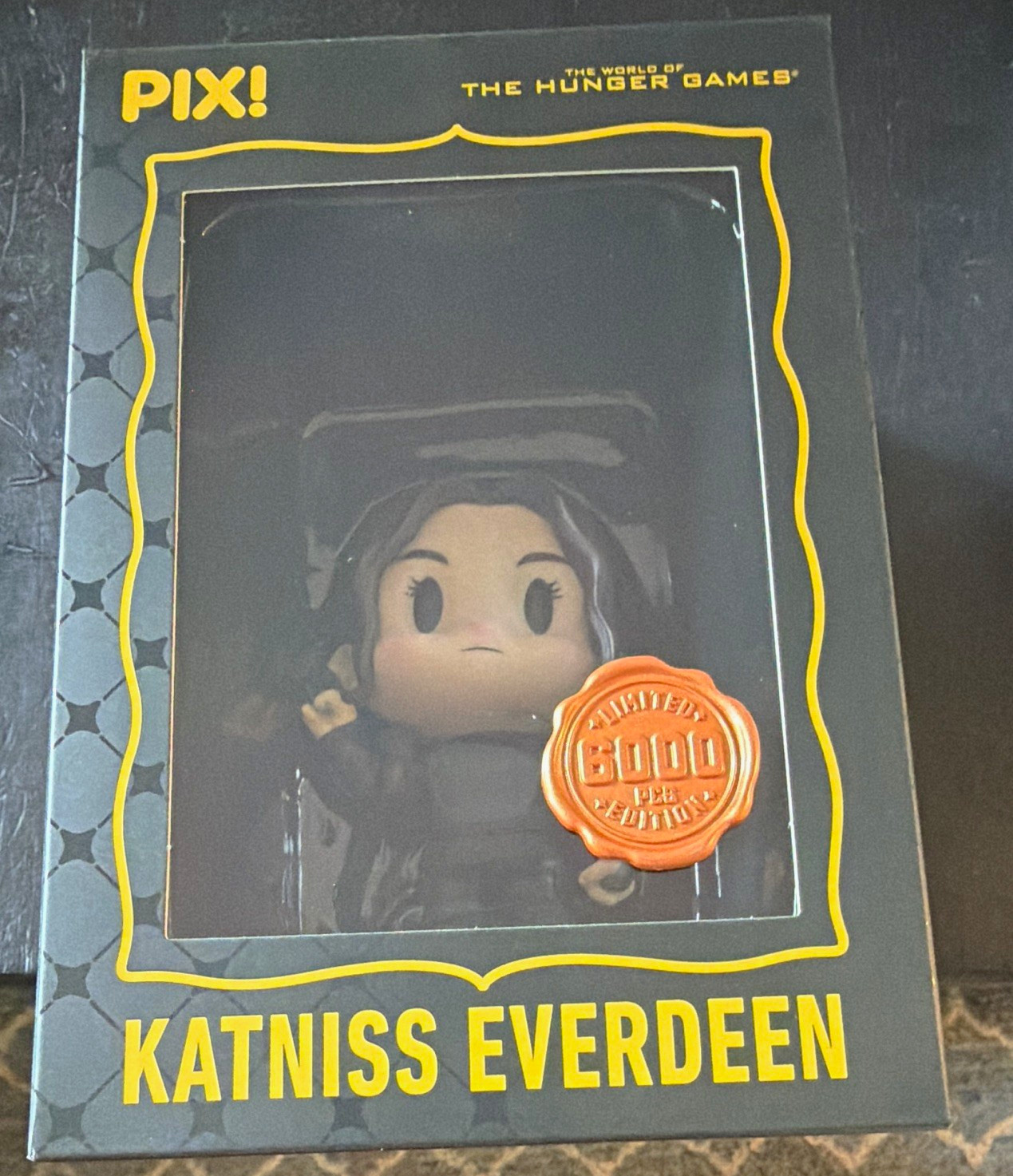 Thrilljoy Pix The Hunger Games Katniss Everdeen Vinyl Figure Limited 6000