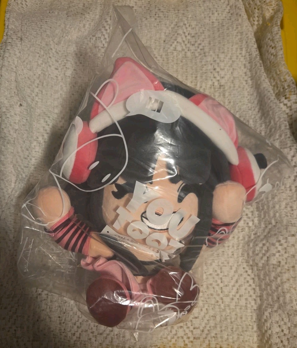 Youtooz Collectible VLAD NCL plushie *NEW*Youtooz Collectible VLAD NCL...