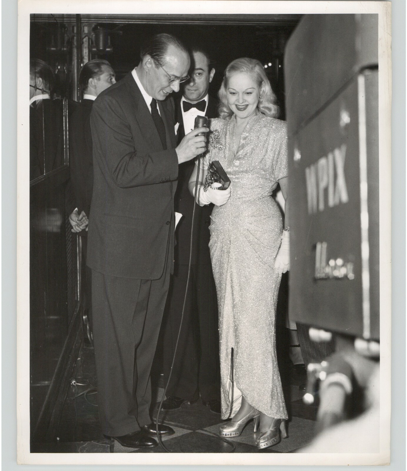 Actress Interviewed by WPIX NYC Red Carpet Gala Celebrity 1940s Press Photo