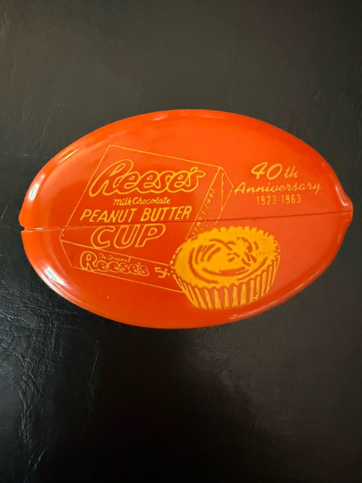 VTG 1963 Reese's Peanut Butter Cup QUIKOIN rubber coin purse / 40TH ANNIVERSARY