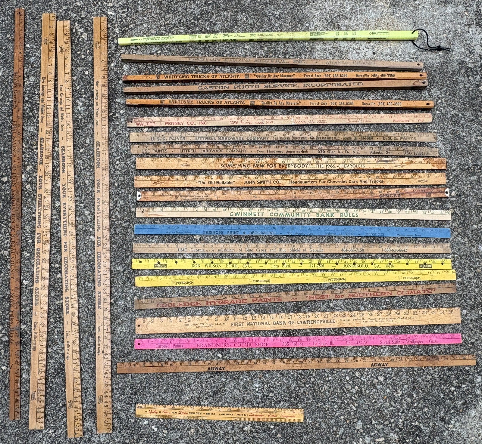 Lot of 25 Vtg Wooden Yardsticks Advertising Automotive Furniture Some Oversize