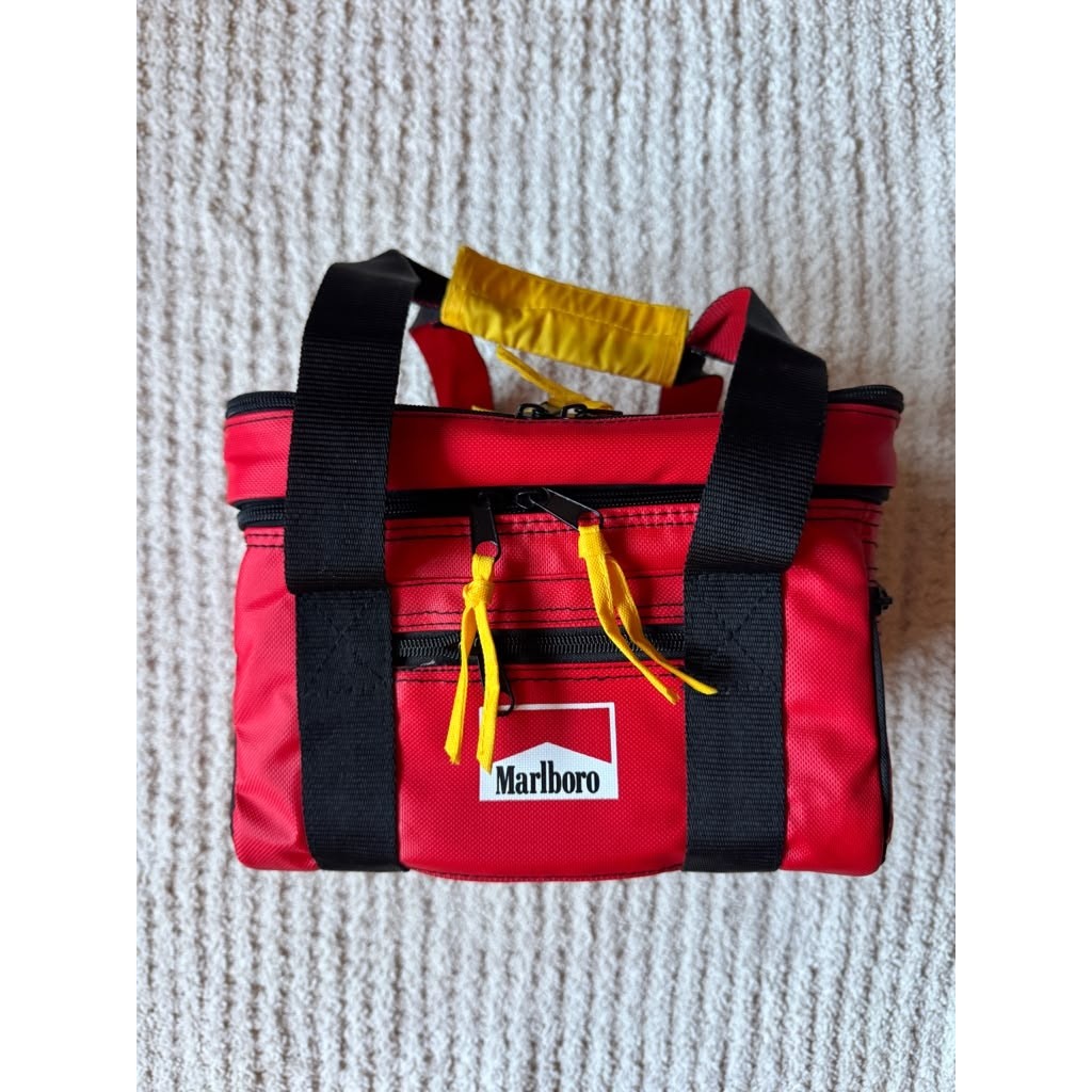 Vintage Marlboro Red Black Insulated Cooler Lunch Bag New With Tag