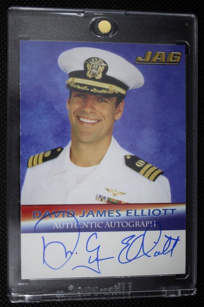 2006 TK Legacy JAG signature series Auto Card A1 David James Elliott