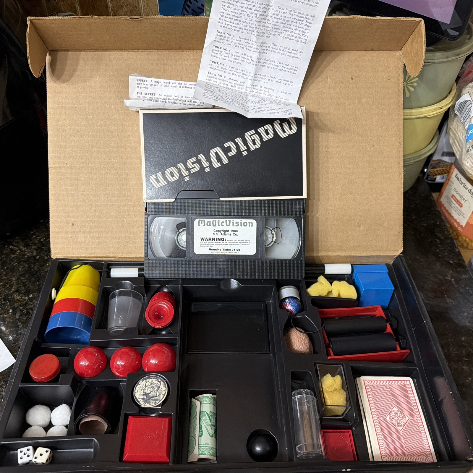 Vintage 1987 Adams MagicVision Billy Bishop Magic Trick Set VHS Box