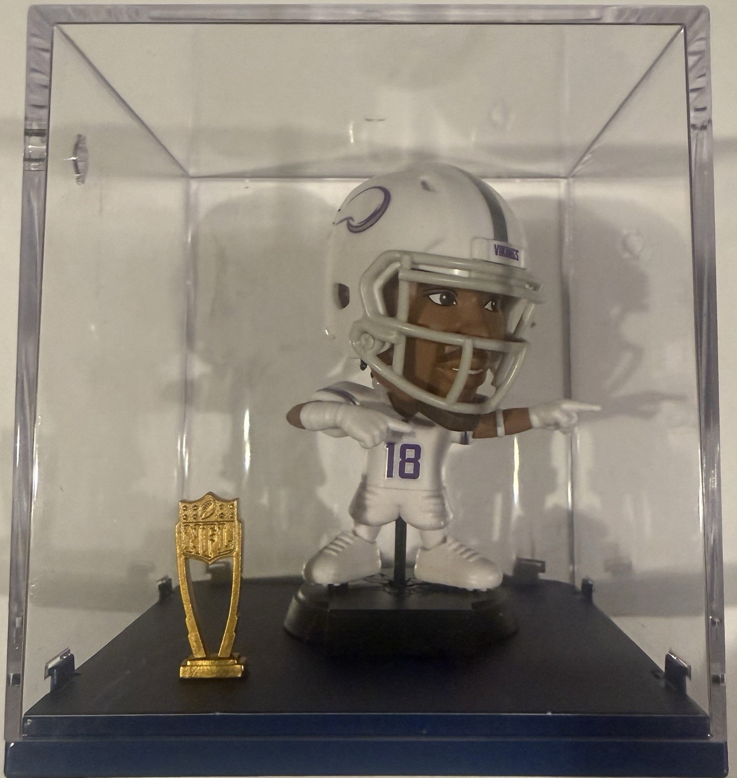 Zuru NFL Ballers #18 Justin Jefferson, RARE. ***Display***** FREE SAME DAY SHIP