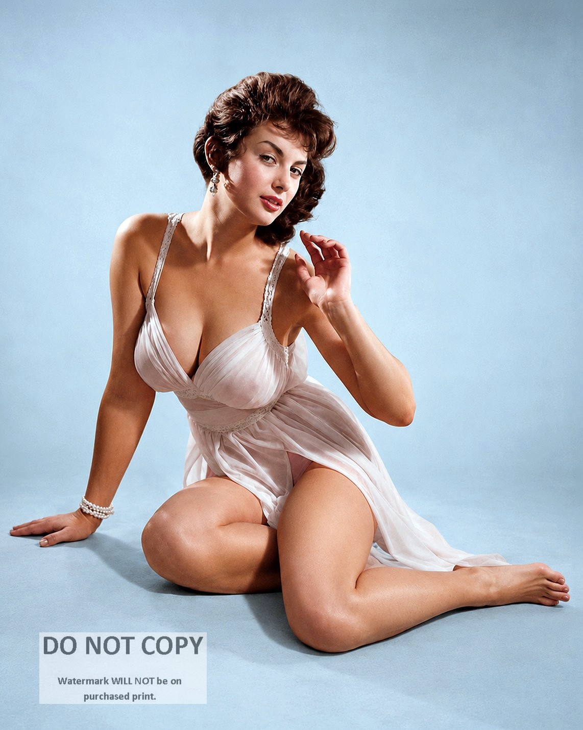 ACTRESS EVE EDEN PIN UP - 8X10 PUBLICITY PHOTO (CP-284)