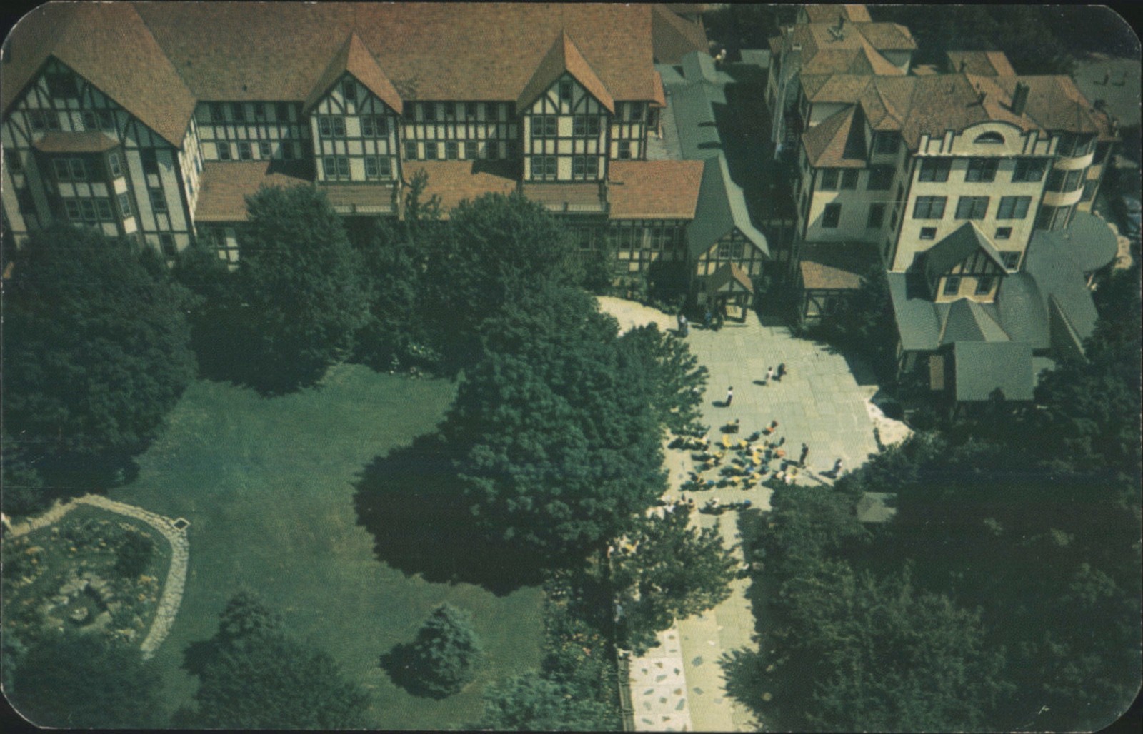 Grossinger, NY New York Grossinger's Resort Aerial View Chrome Vintage Postcard