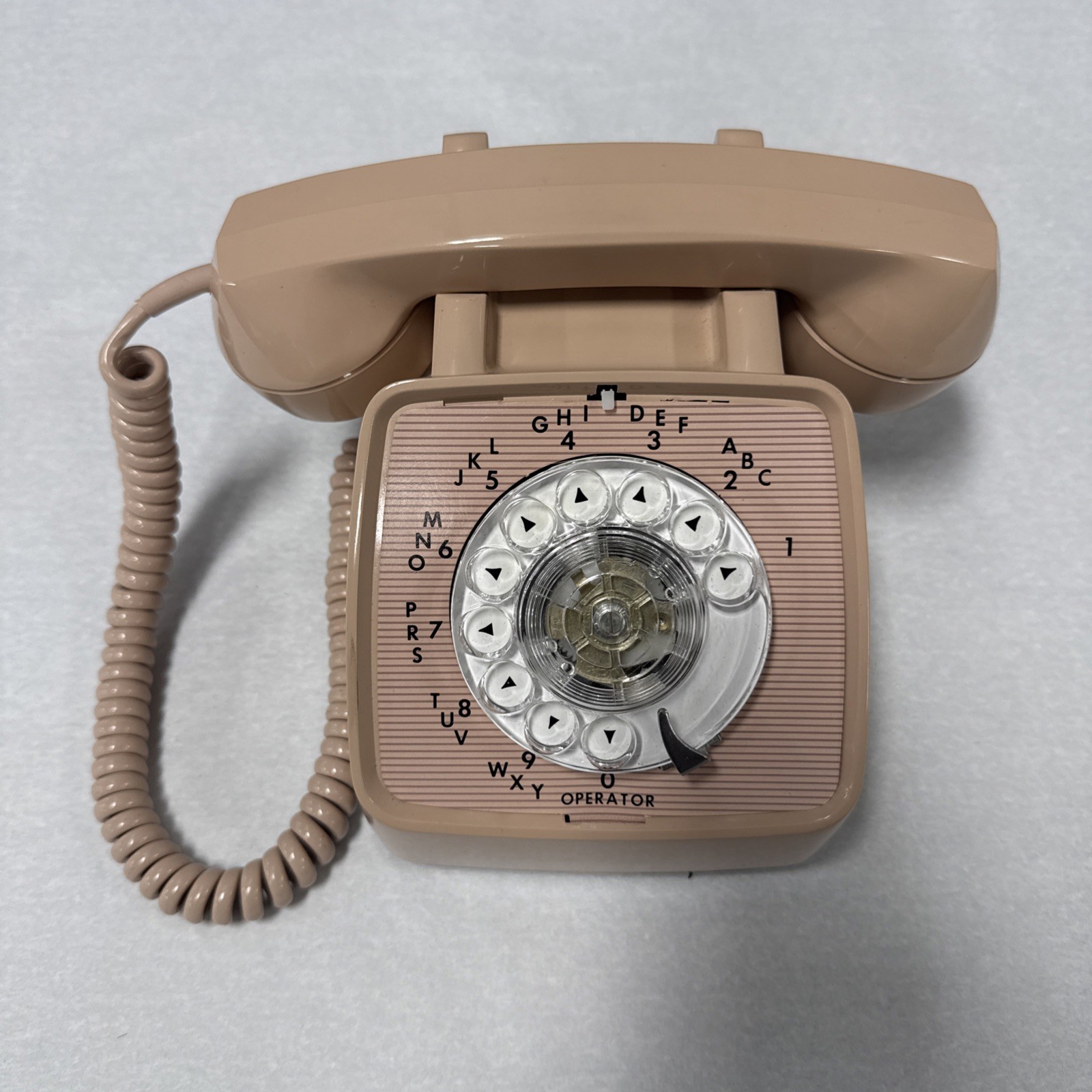 🔥1981 Vintage GTE Electric General Telephone Rotary Rose Beige Pink ☎️ 