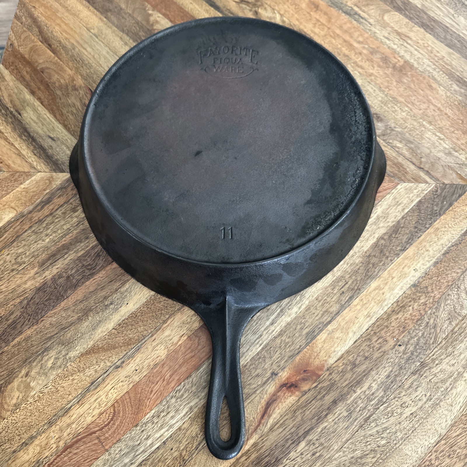 Favorite Piqua Ware Cast Iron Skillet #11