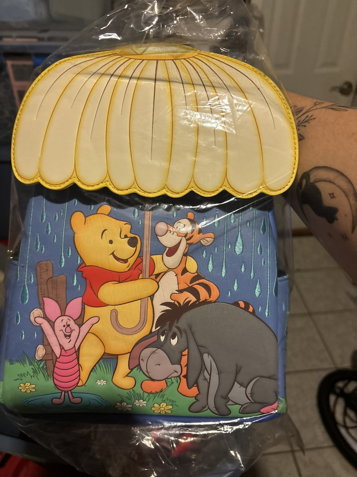 Loungefly Disney Winnie The Pooh Rainy Umbrella Scene Mini Backpack NWT