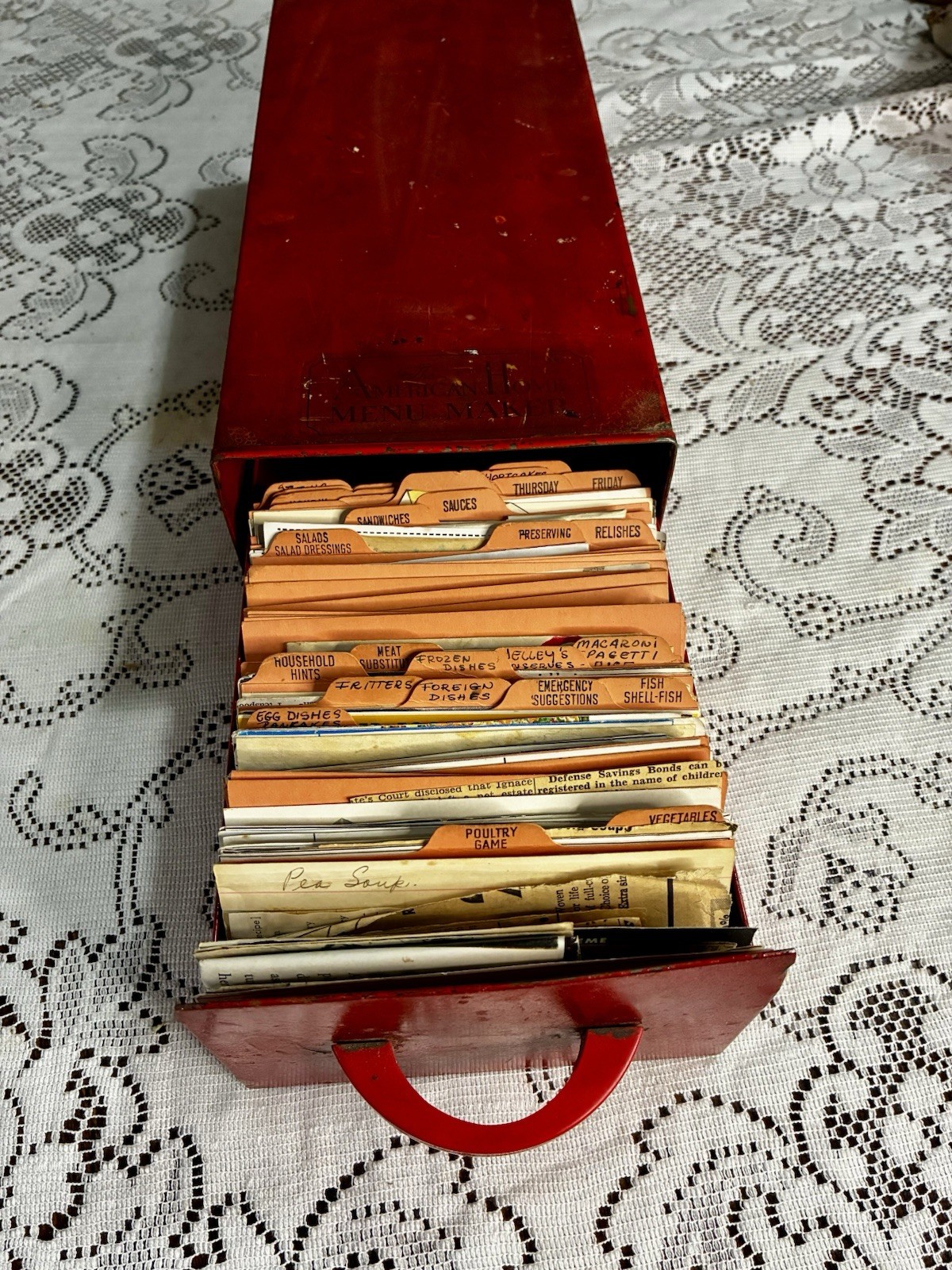 Vintage American Home Menu Maker Red Metal Recipe Box Handwritten Recipes