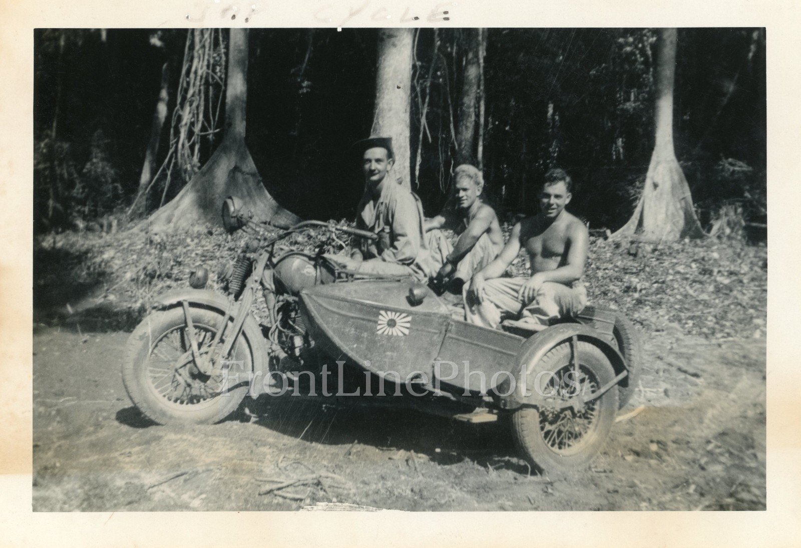 WWII photo - US GIs & Captured Japanese KUROGANE TYPE 95 Motorcycle w/ Sidecar