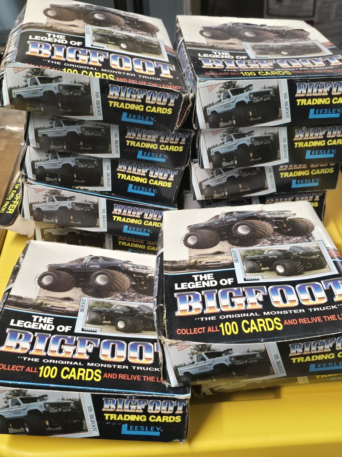 The Legend Bigfoot Monster Truck Trading Cards Box - 48 Sealed  Packs -Leesley