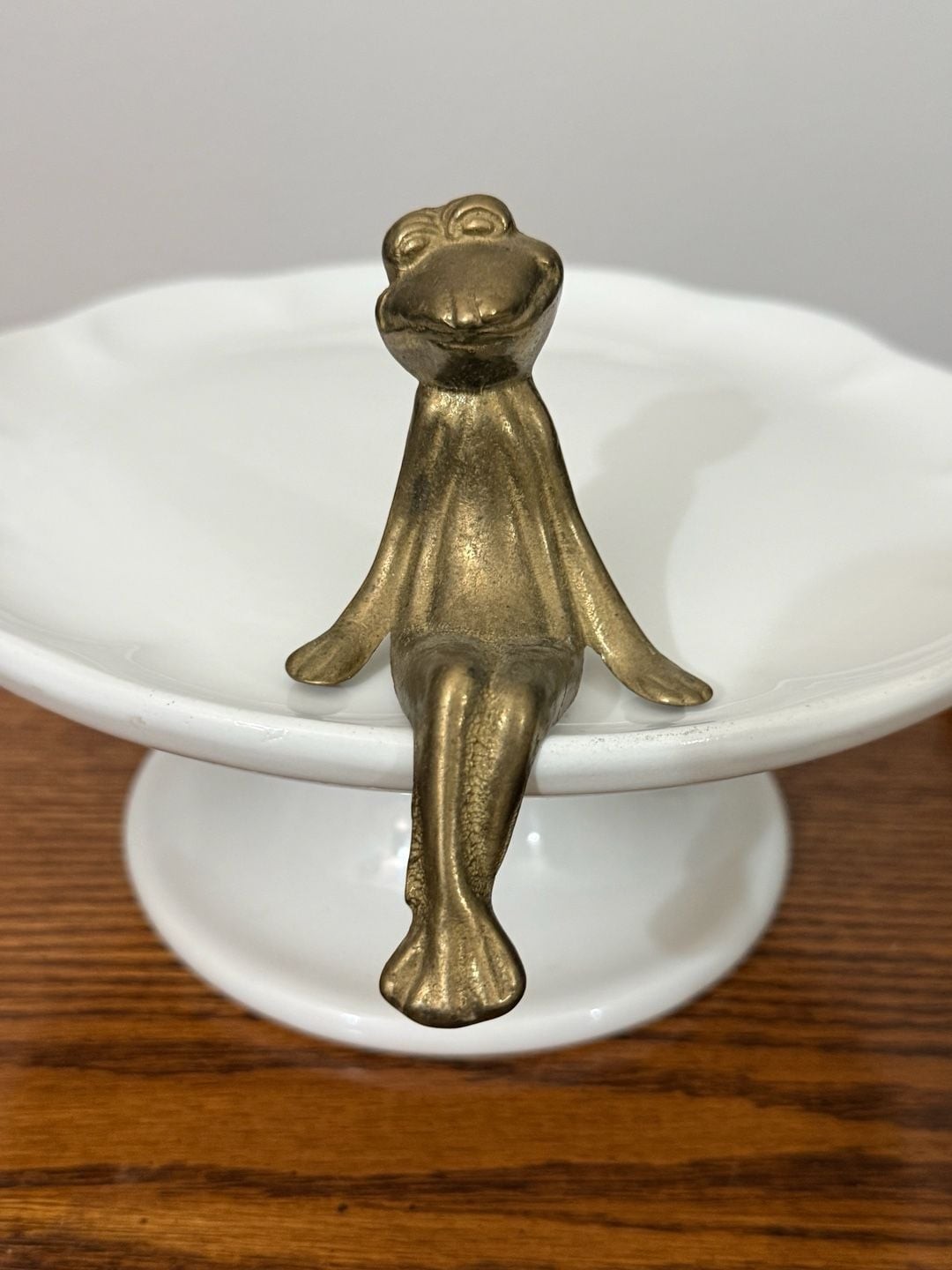 Vintage Solid Brass Sitting Frog Shelf Sitter Figurine