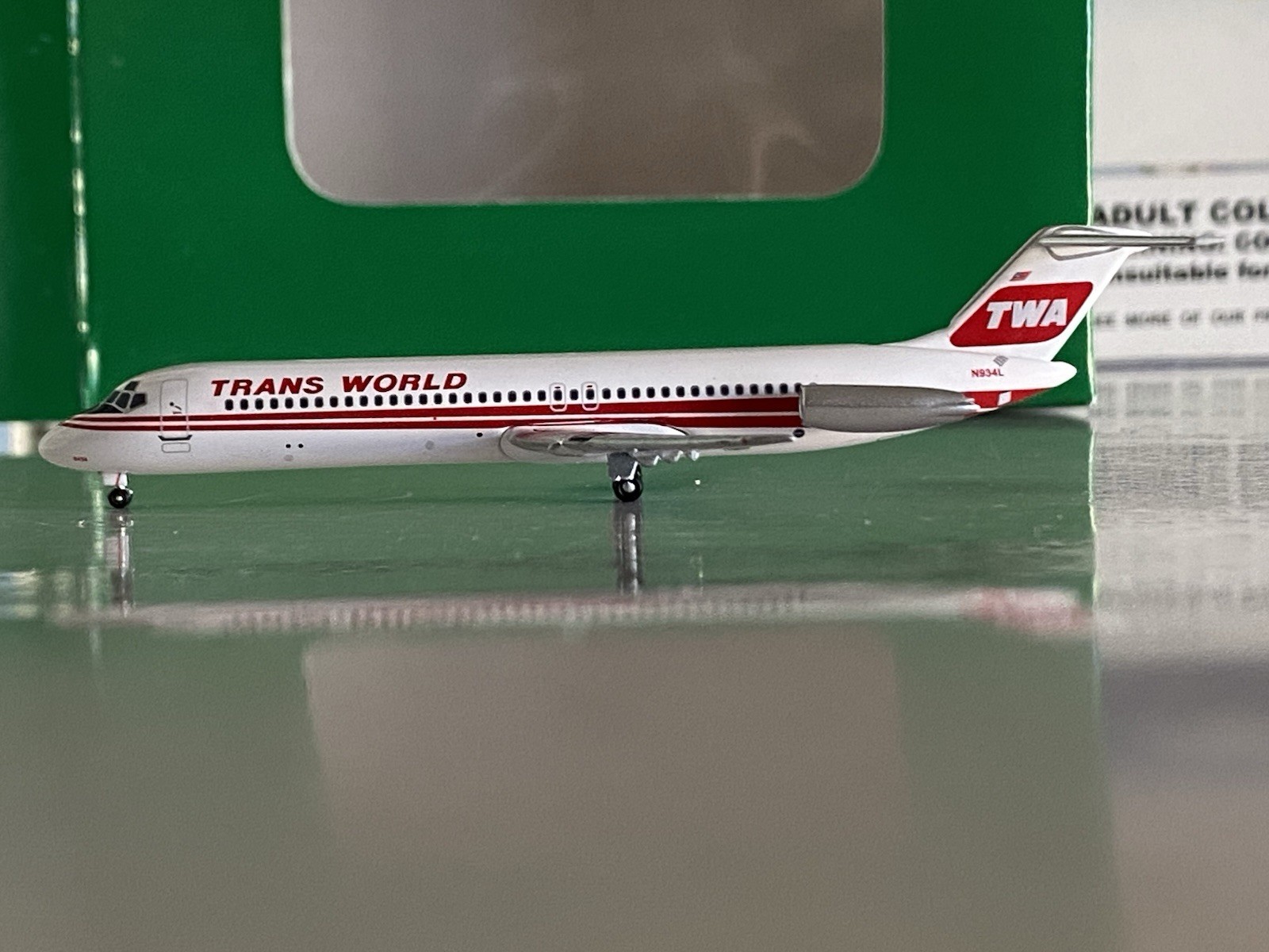 Aeroclassics TWA Trans World Airlines Douglas DC-9-40 1:400 N934L Green Box