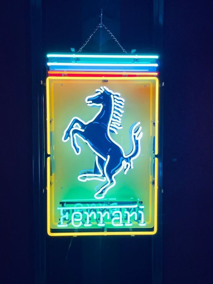 Ferrari Sports Car Prancing Horse 24