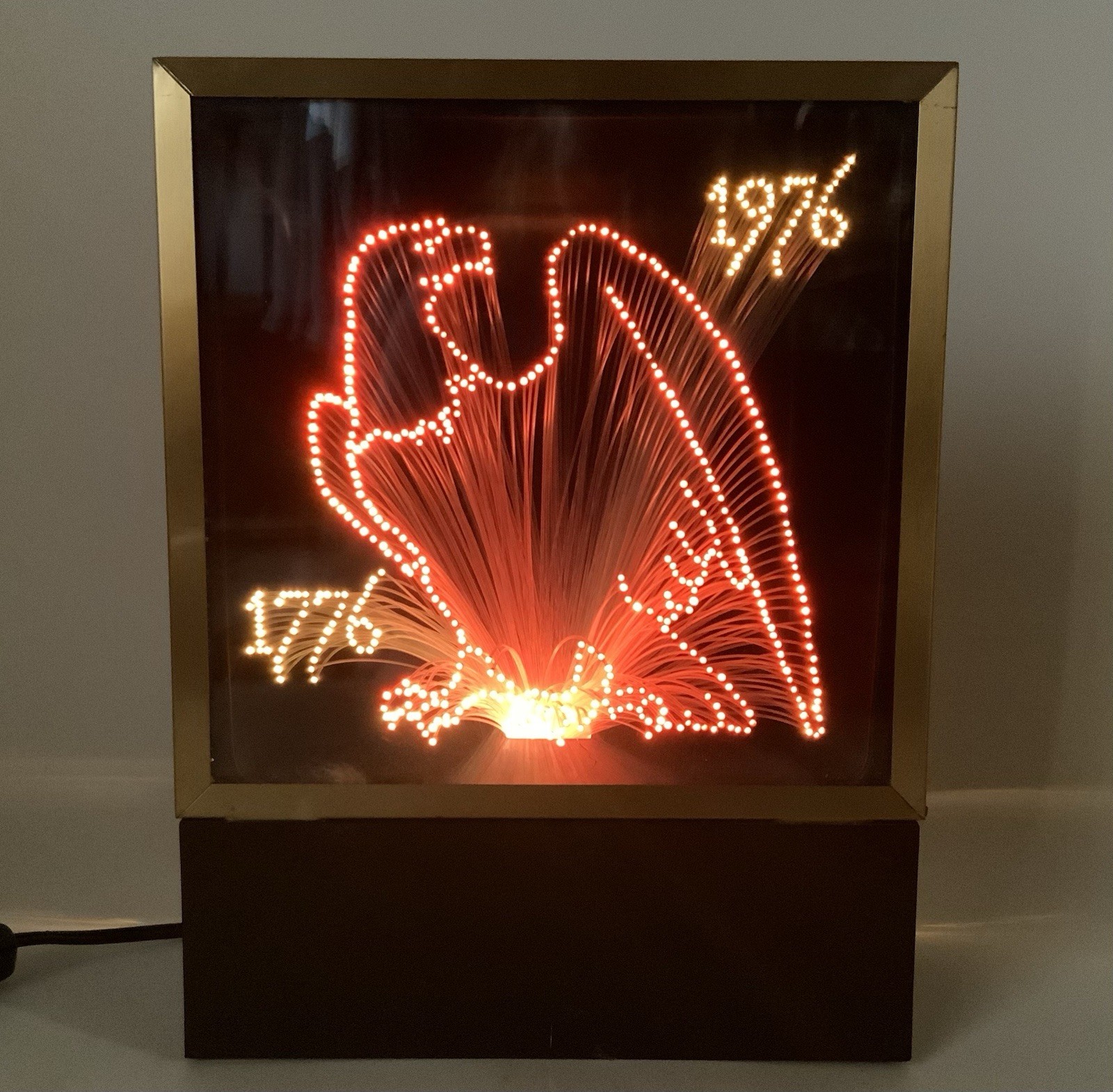 Vintage 1970s Fiber Flickers Fiber Optic Color Changing Accent Lamp Eagle USA