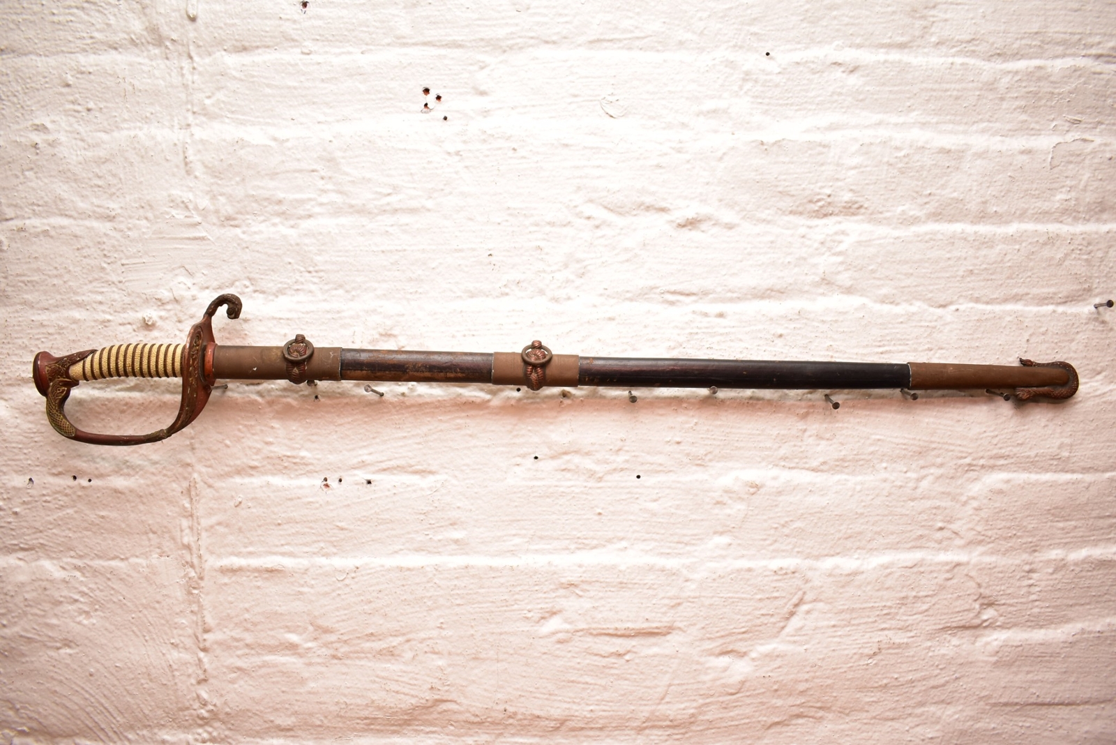 ATQ POST WW2 US NAVY USN 1852 PATTERN OFFICER'S PRESENTATION SWORD & SCABBARD