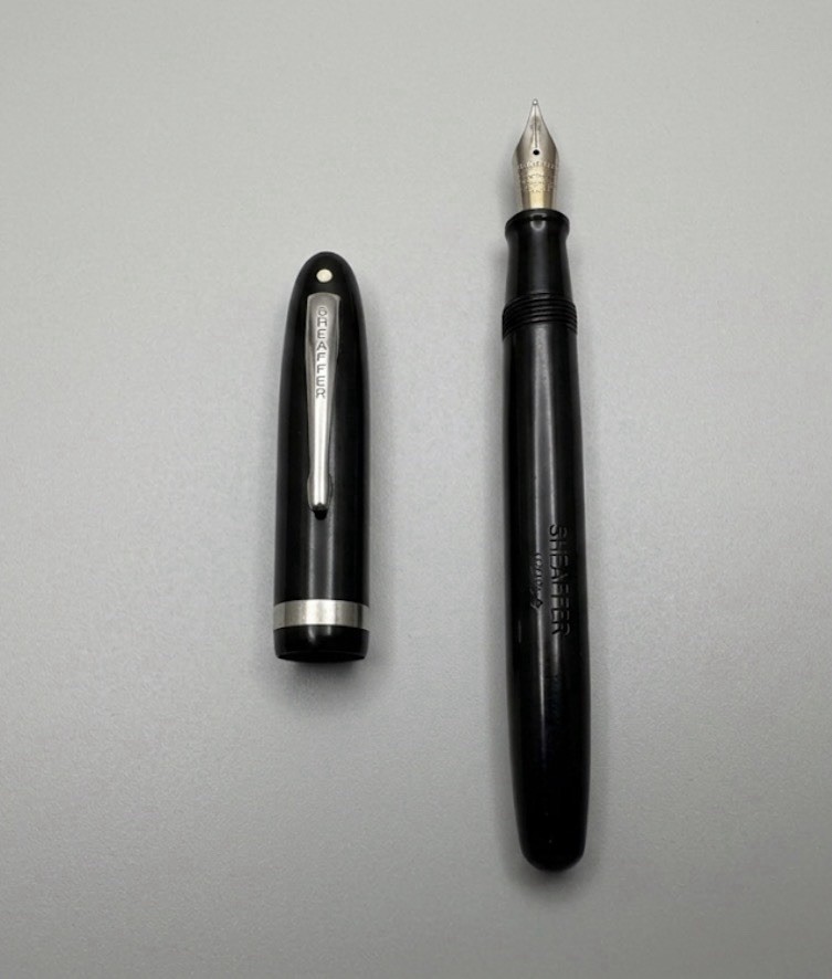 Vintage Sheaffer Fountain Pen – Black – Made in Fort Madison, Iowa (1950s–1960s)