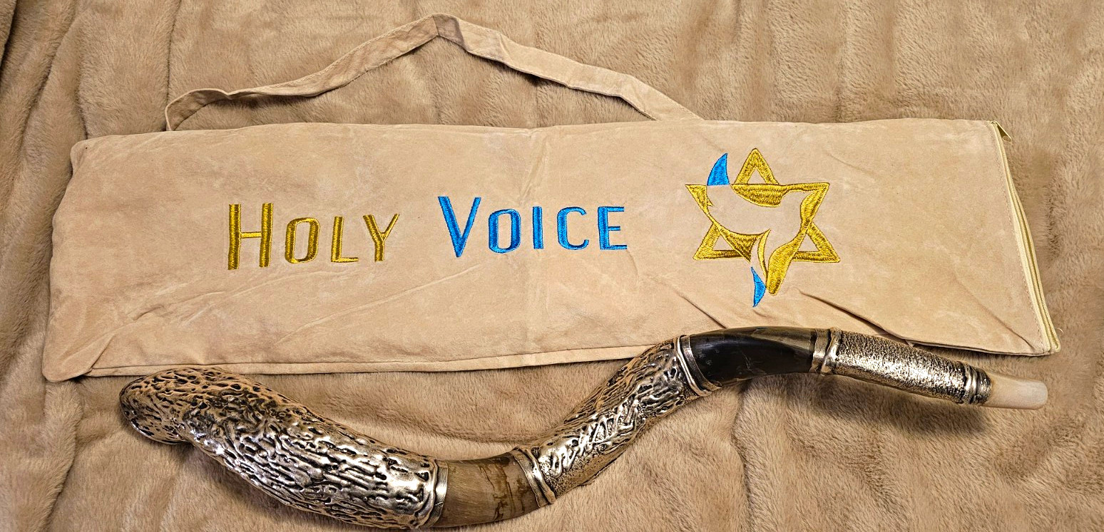VINTAGE Kudu  Horn Kosher Shofar  & South African Gemsbok Kosher Shofar Horn.