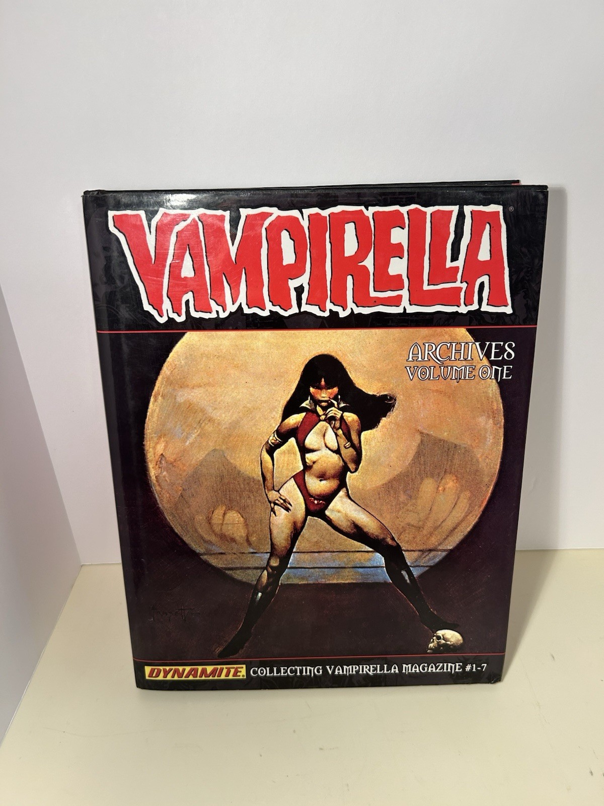 Vampirella Archives, Volume One (Vampirella Archives Hc) - Hardcover