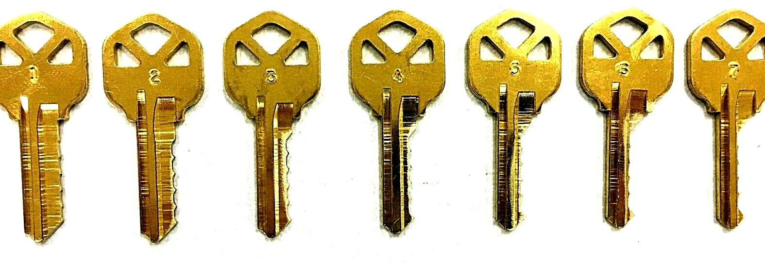 Kwikset KW1 1176 Space And Depth Keys 5 Cut Blanks HPC C31 Code Card 