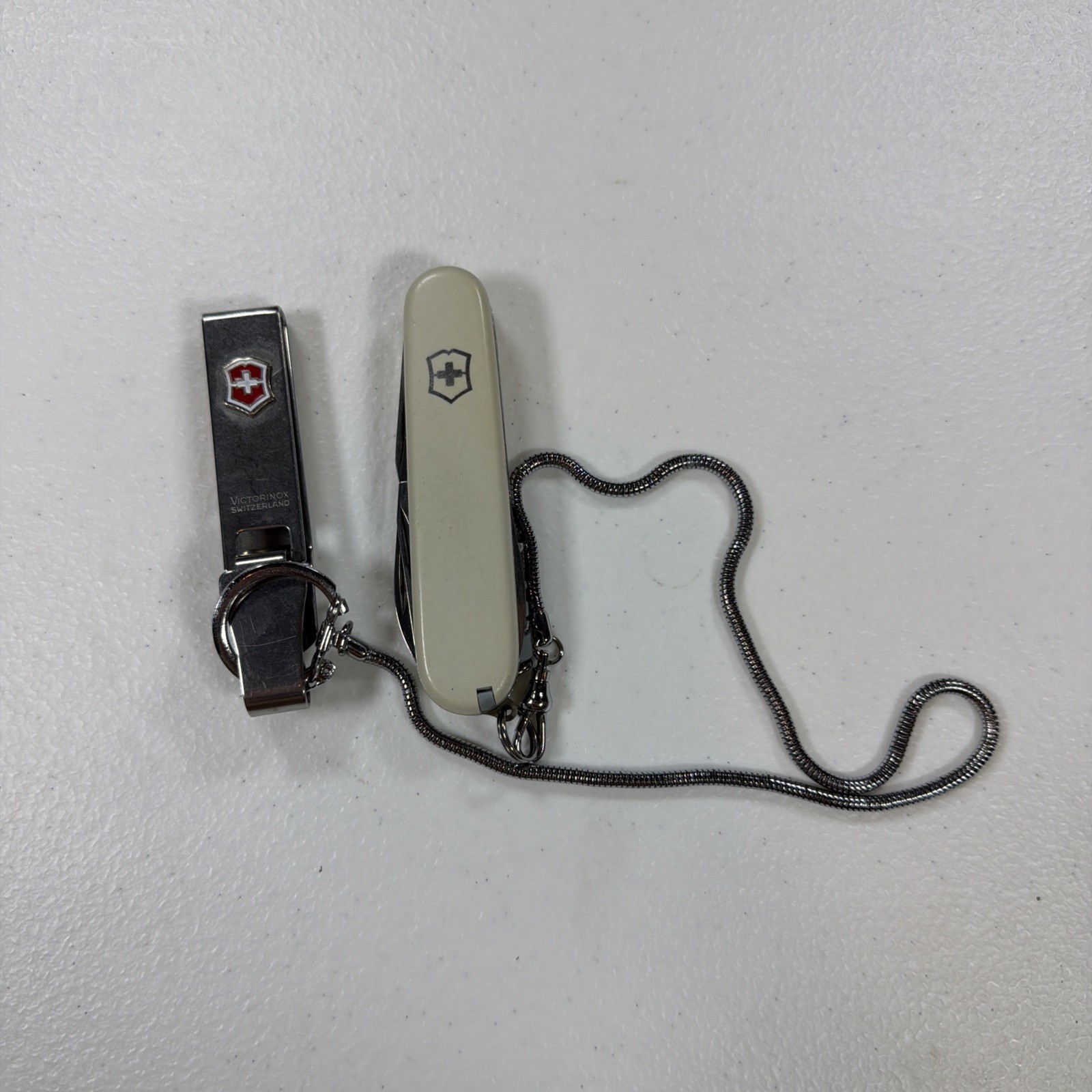 Victorinox Nail Clip 580 Swiss Army Knife White