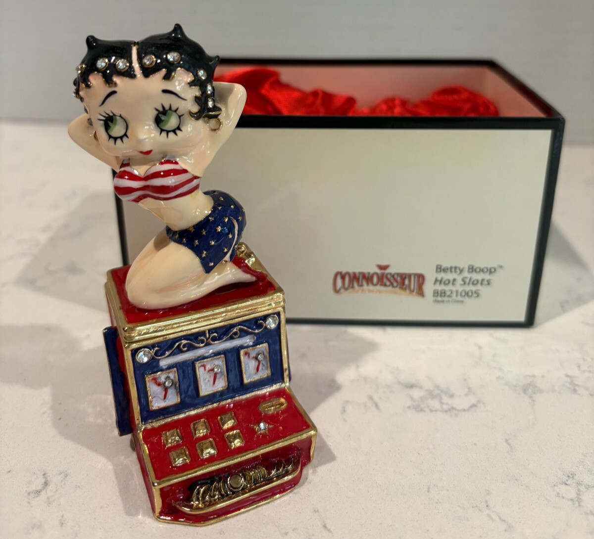 NIB Official Betty Boop Hot Slots Figurine Trinket Box Slot Machine Connoisseur