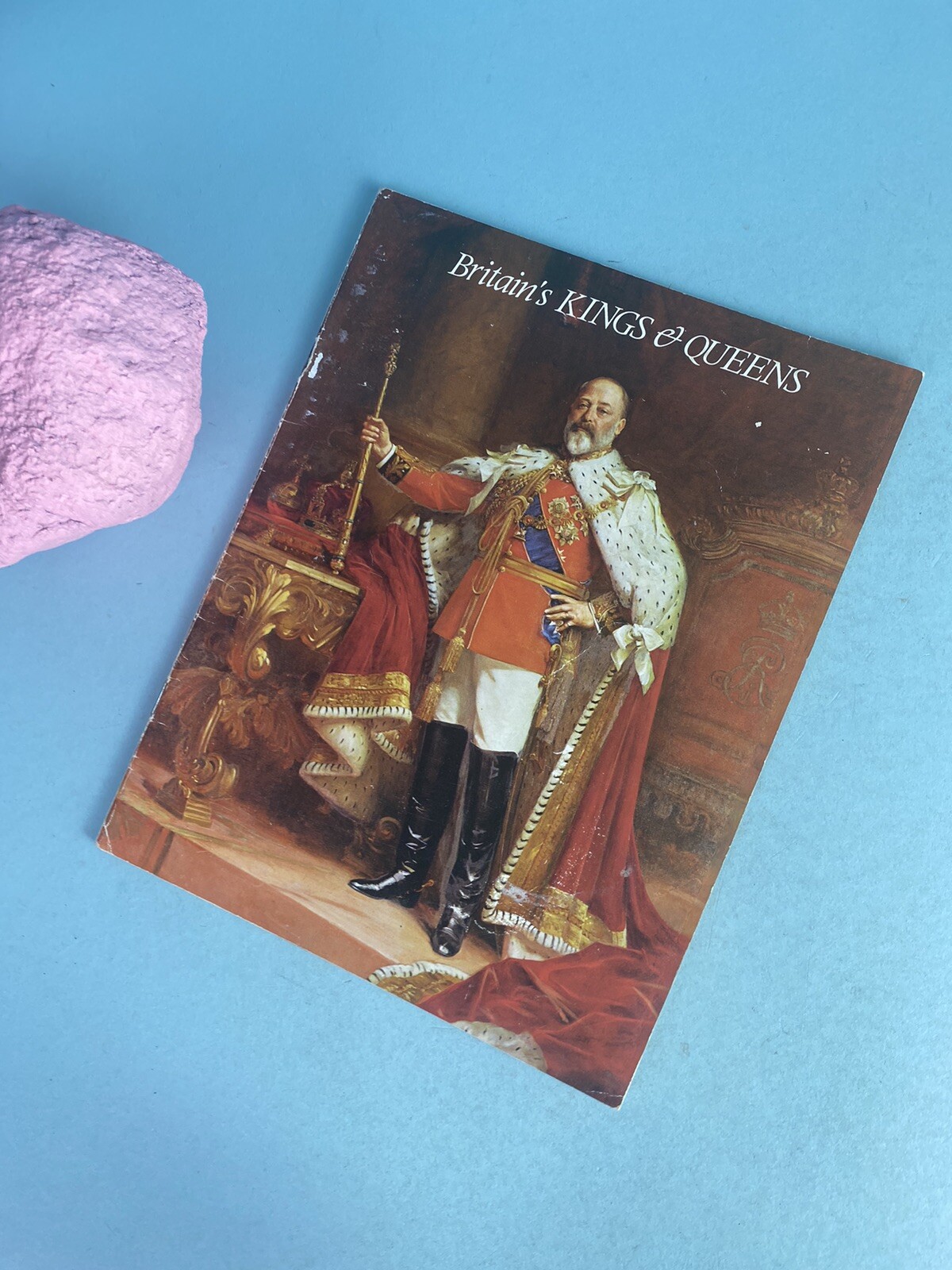 Britain's Kings & Queens 1974 UK History Souvenir Book Pitkin by Bellew