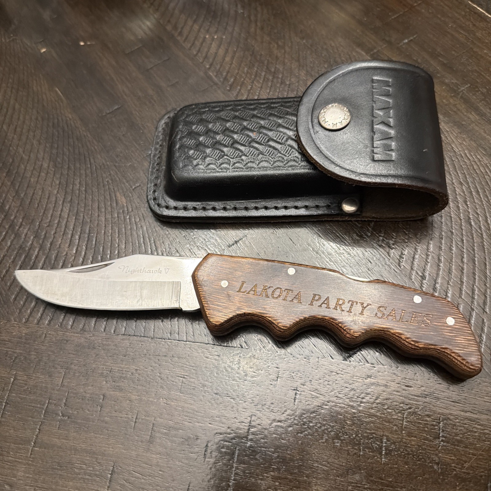 Vintage Maxam Nighthawk V Japan Lockback Knife Lakota Party Sales w/ Sheath