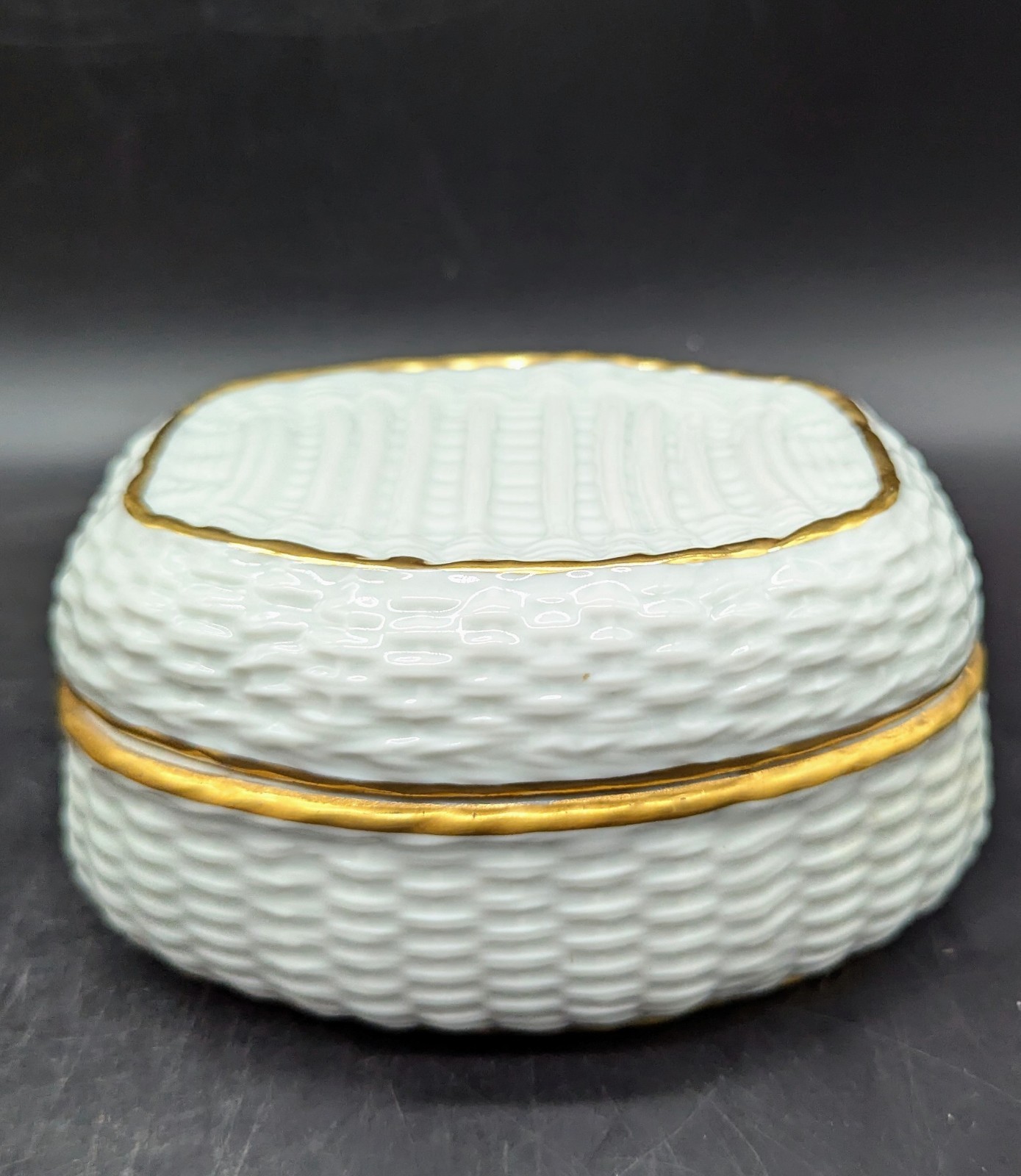Vintage Limoges Porcelain Basketweave Trinket Dresser Box While 5.25