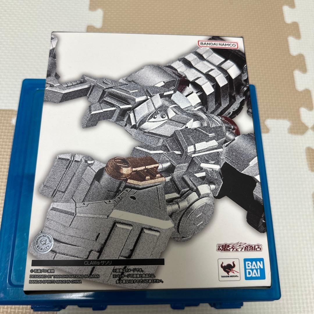 BANDAI S.H.Figuarts CLAWS Sasori Figure Kamen Rider Birth Weapon Mecha Toy