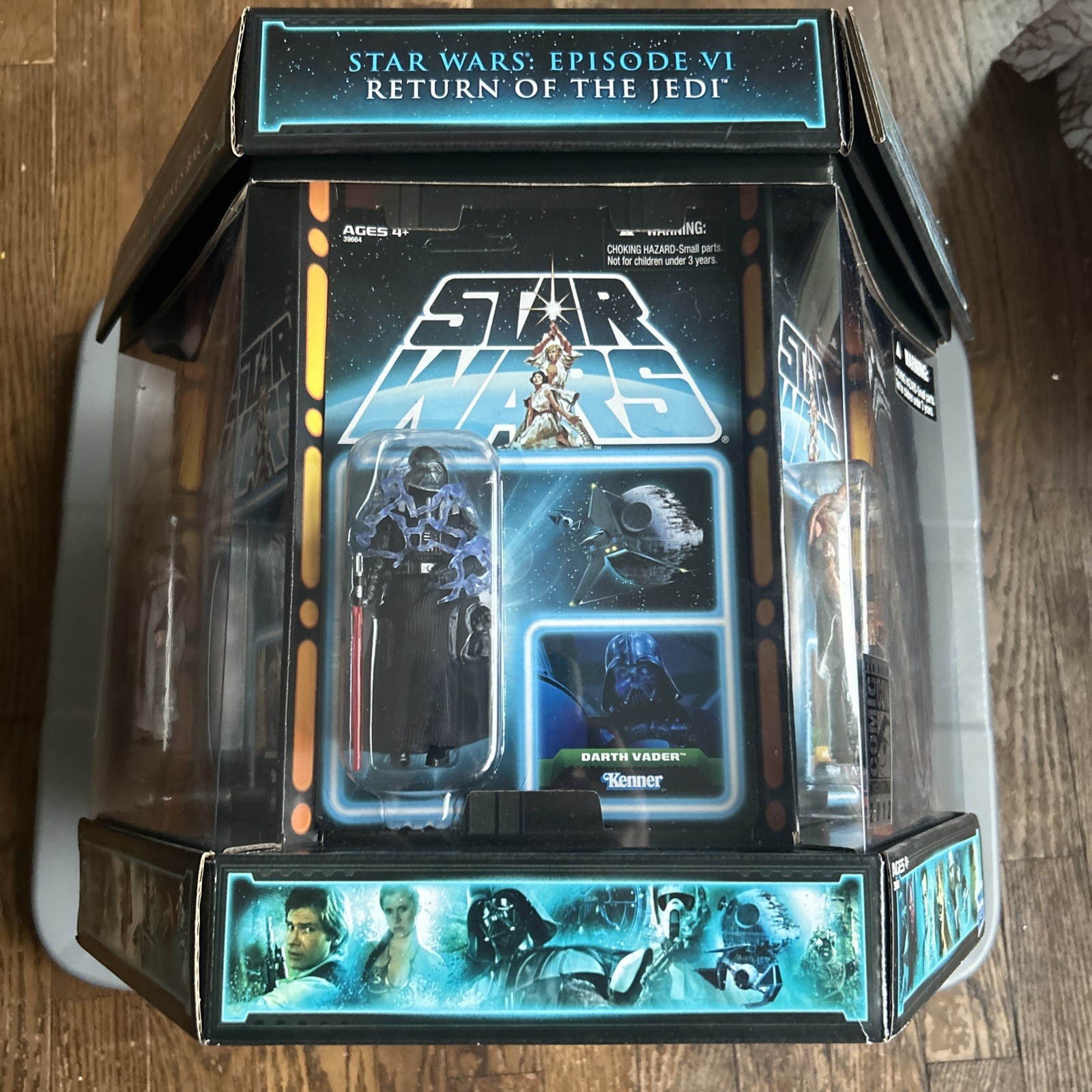 Star Wars 2012 SDCC Carbon Freezing Chamber TVC Jar Jar in Carbonite exclusive
