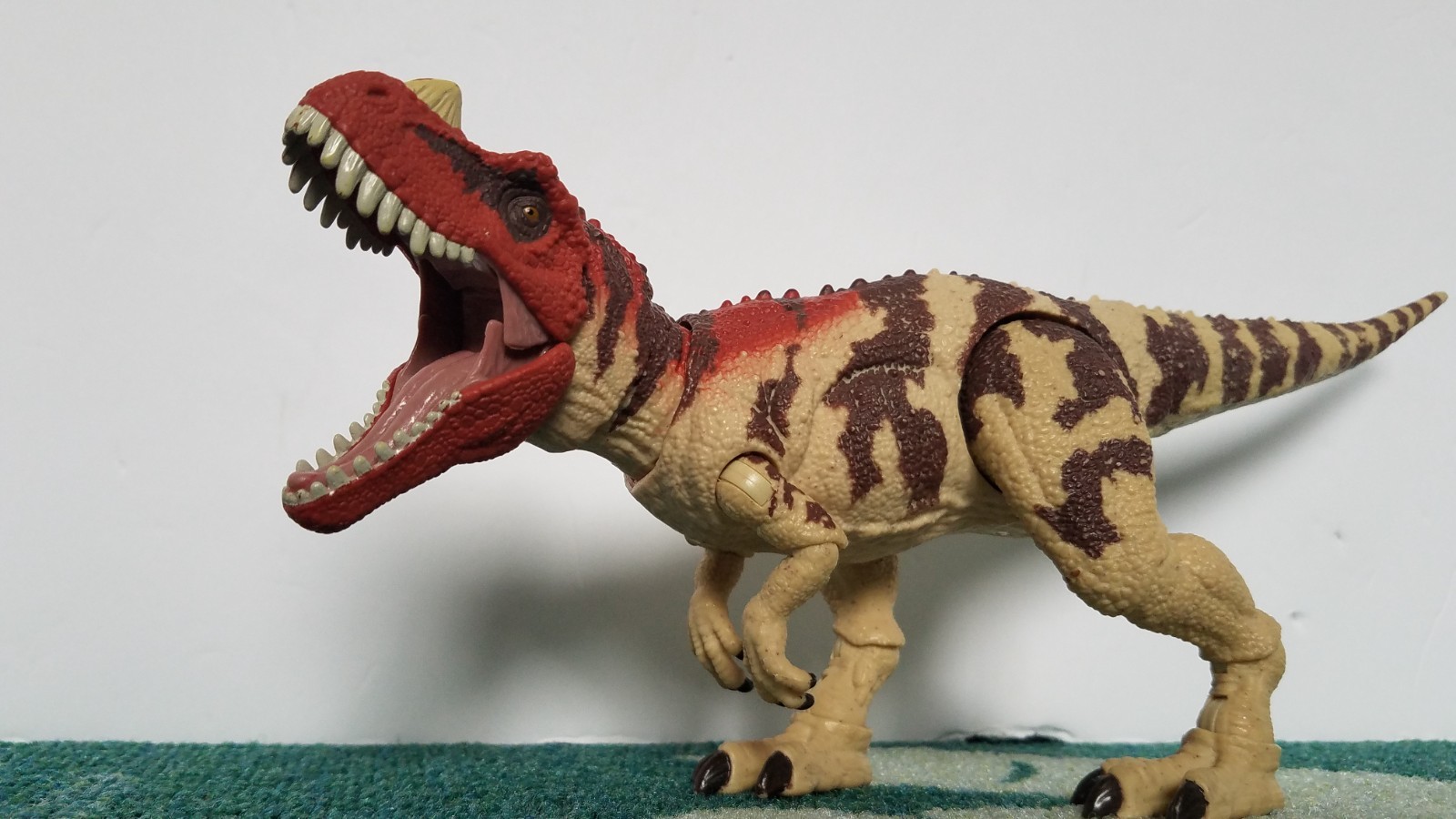 Mattel Jurassic Park Hammond collection Ceratosaurus Action Figure WITH BOX