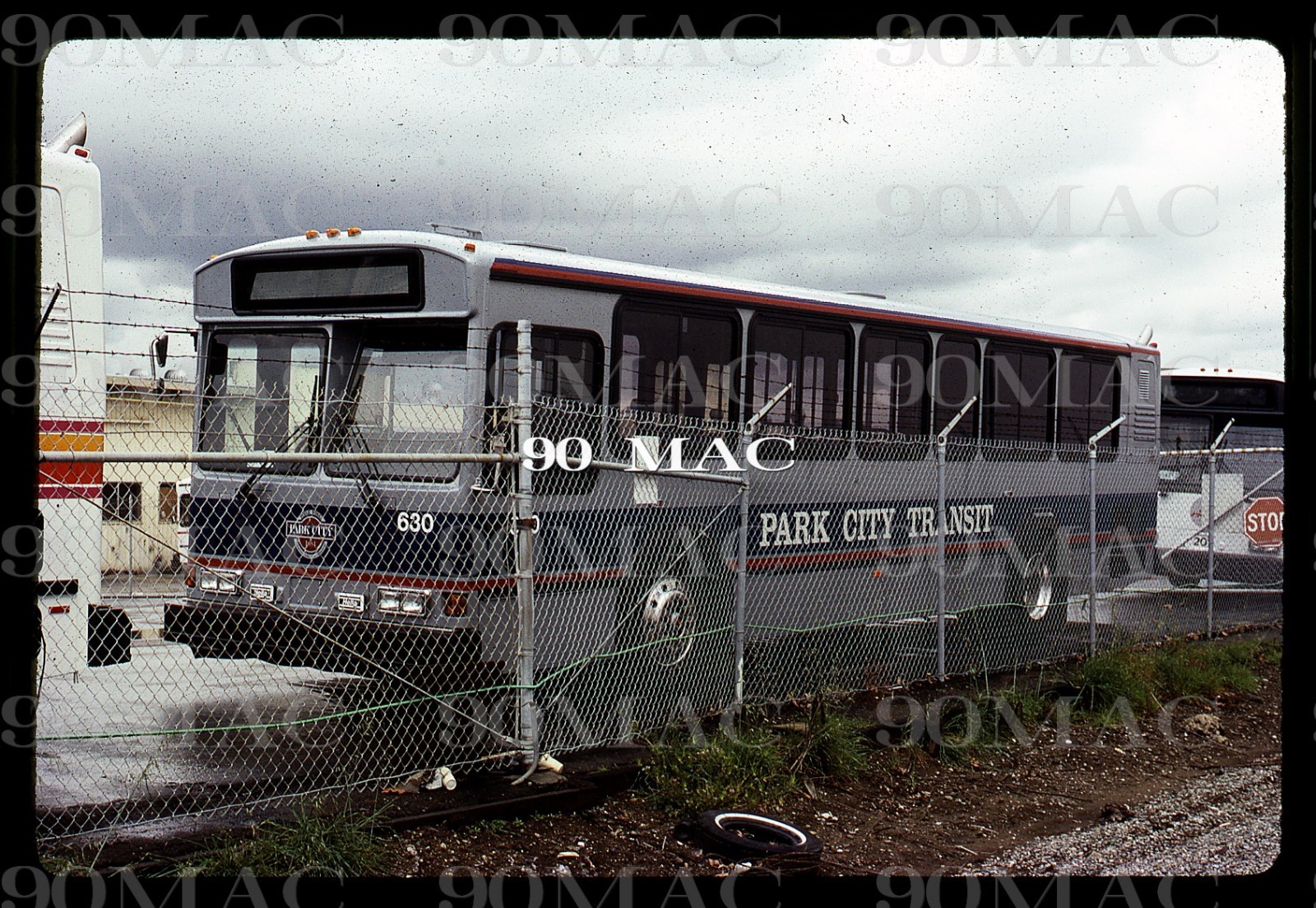 PARK CITY TRANSIT.  GILLIG BUS #630. Hayward (CA). Original Slide 1992. FACTORY