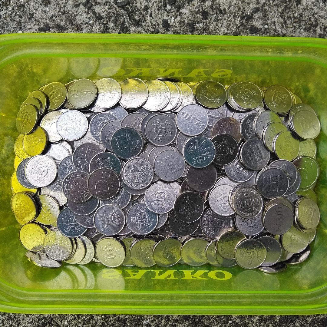 1000 PACHISLO SLOT MACHINE TOKENS - Standard 984\