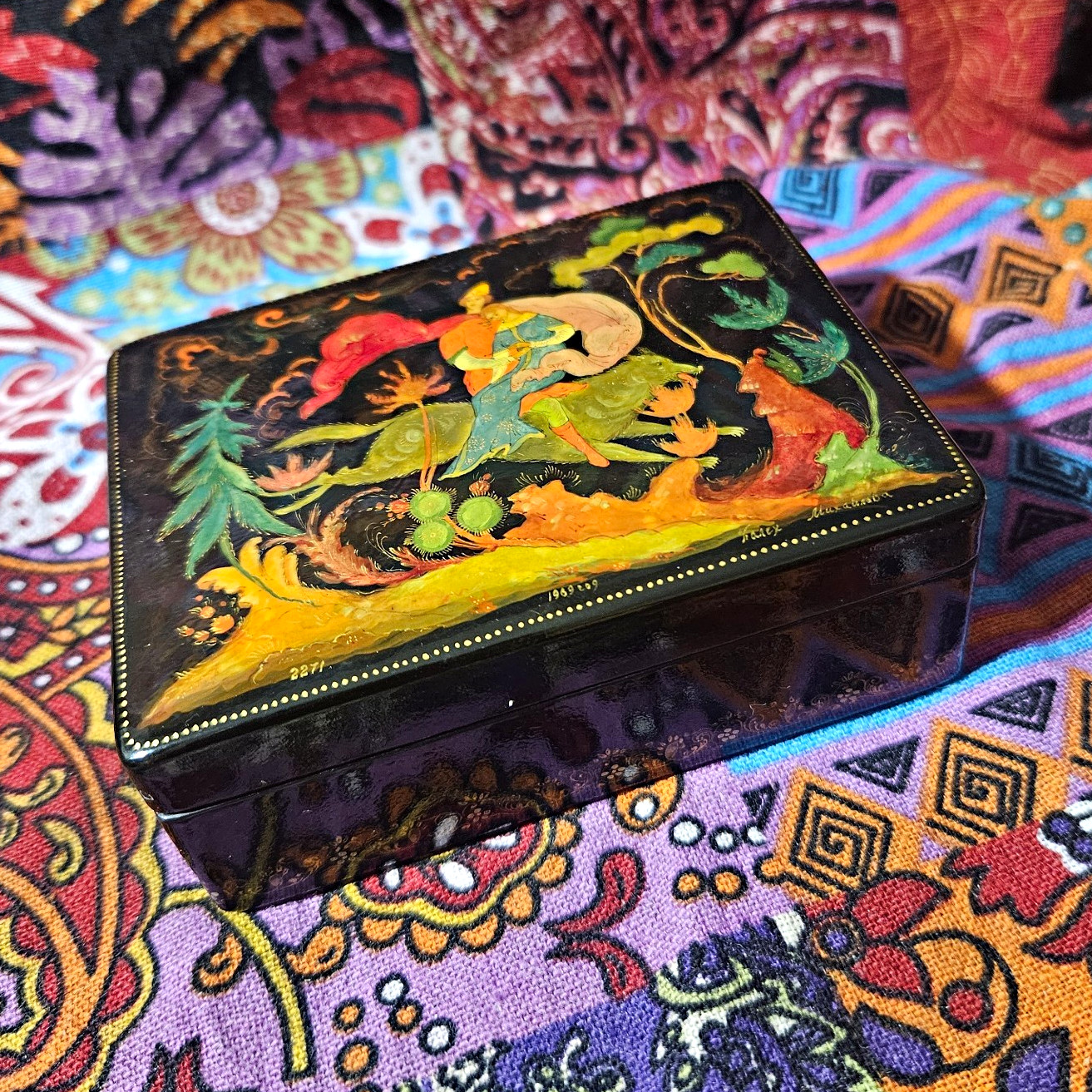 Vintage 1969 Russian Palekh Lacquer Box Signed Mikhailov Frog Princess W/ COA