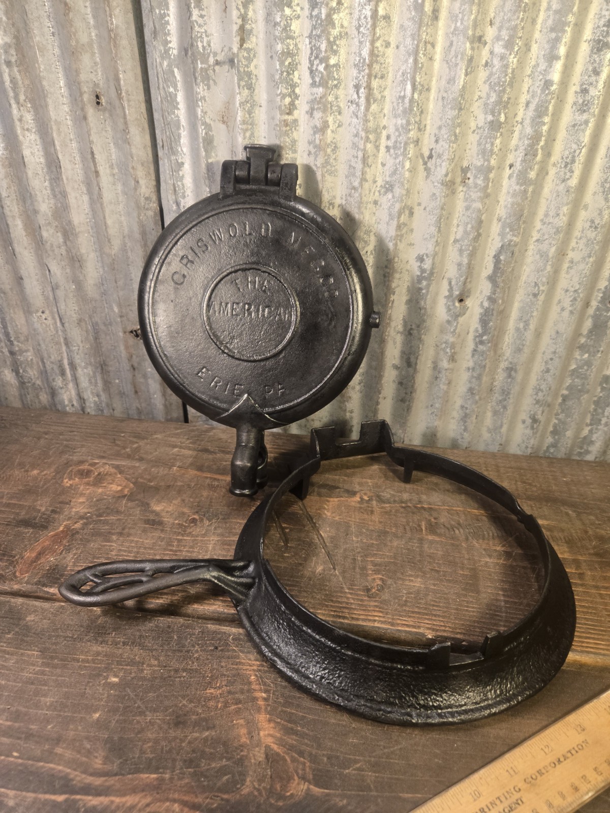 Vintage 1880 Griswold Mfg. Co. No. 8  American Waffle Iron 889 Erie PA. USA