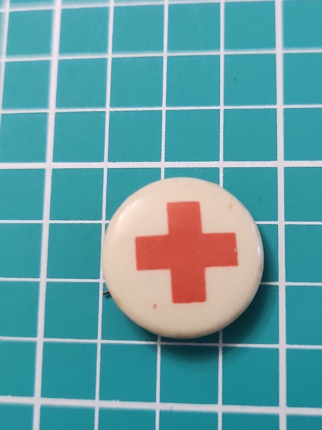 Vtg  American Red Cross Whitehead & Hoag Silver Tone Lapel Pin 
