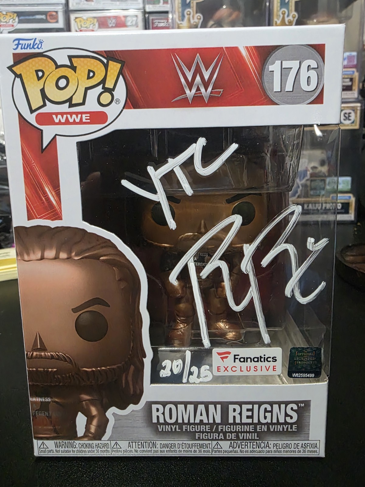 WWE Funko POP Roman Reigns Autograph