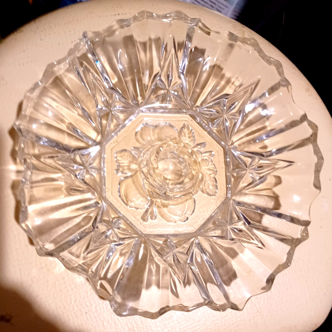 Vintage Gorgeous Clear Crystal 8\